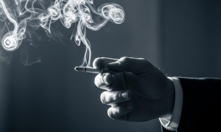 How to Use a Disposable Vape Pen with Button: A Complete Guide